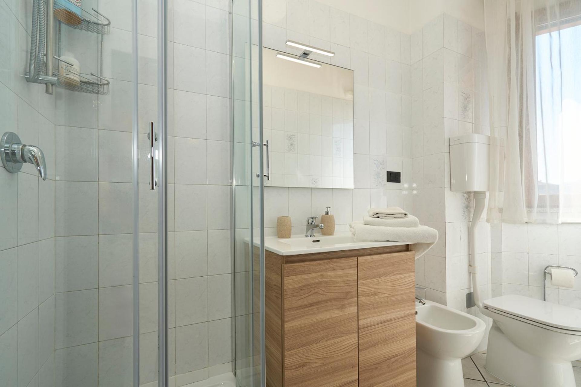 Апартаменты -Luminosa 5 Stars With Balcony- Wifi Netflix 15 Minutes From Duomo Милан Экстерьер фото